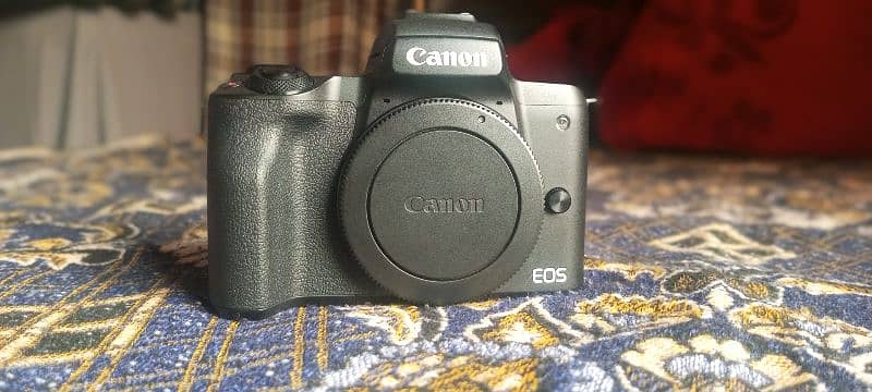 Canon M50 13