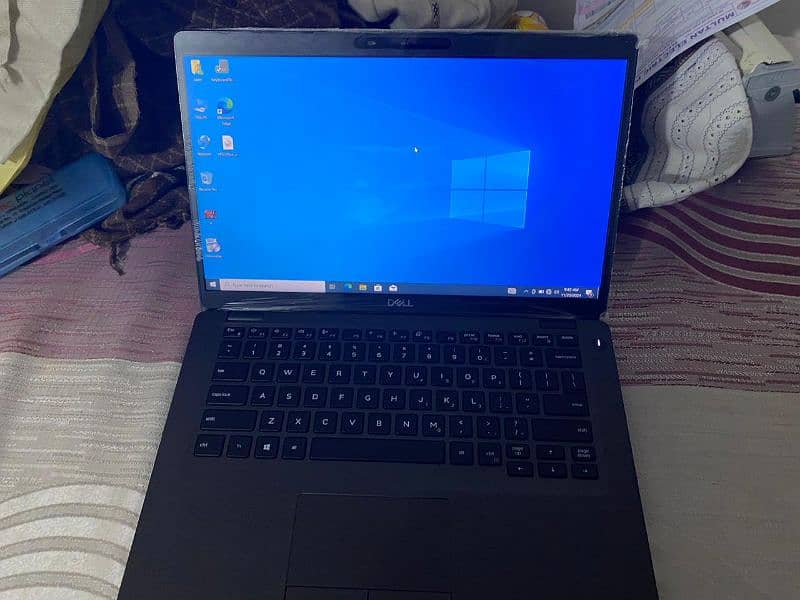 Dell laptop intel R core TM i 7 1