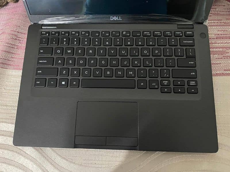 Dell laptop intel R core TM i 7 8