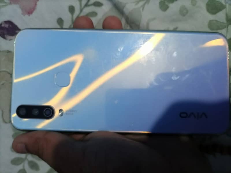 Vivo y17 for sell 1