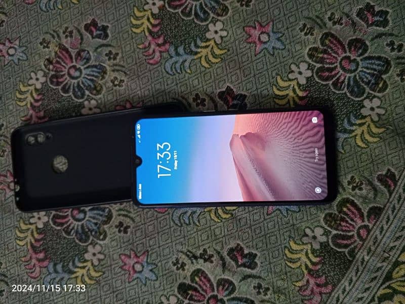 redmi note 7 4,64 Snapdragon 660 lush condishion 4