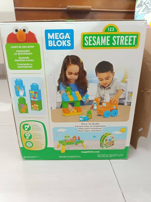 SESAME STREET MEGA BLOCKS COOKIE MONSTER FOOD TRUCK THEME 1