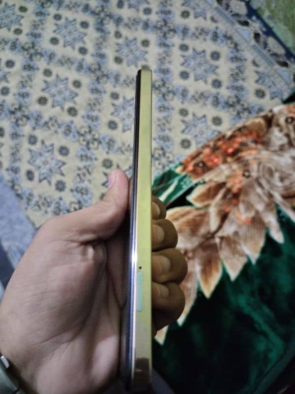 Infinix Note 30 8+8 ram 256gb memory 7