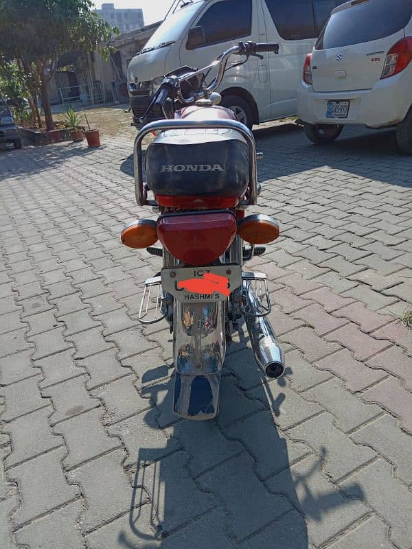 Honda CD 70 2010 model 2