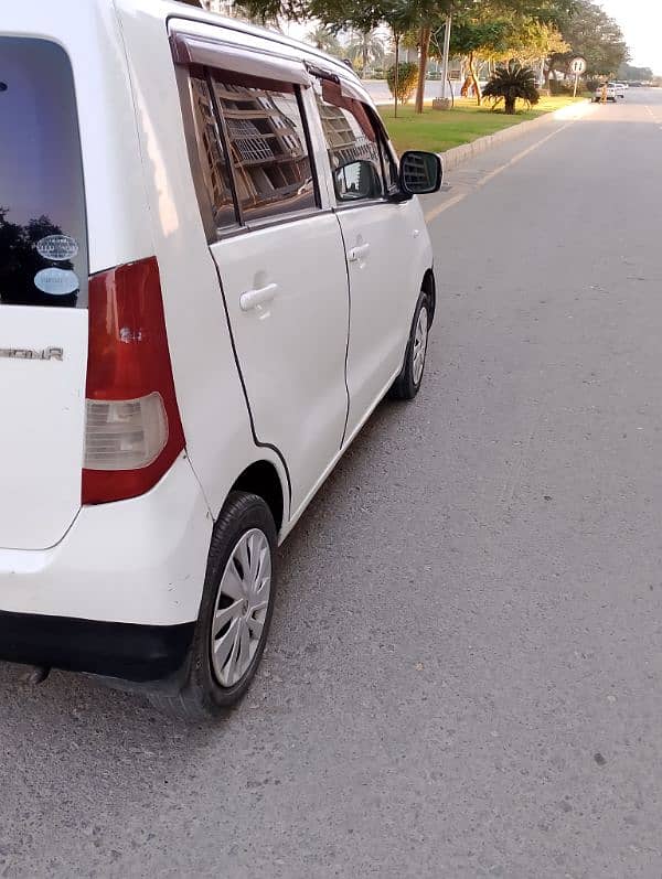 Suzuki Wagon R 2012 16