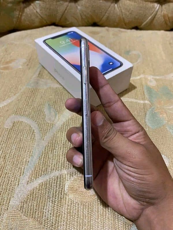 iPhone x 256gb03327536717 2