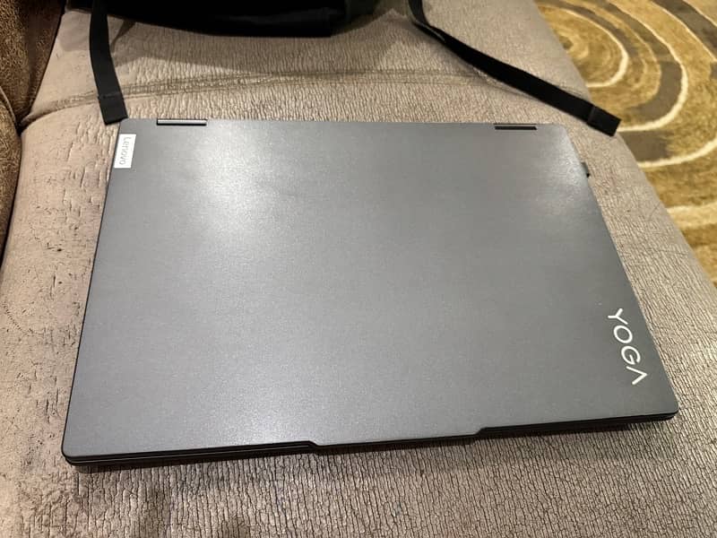 Lenovo Yoga i5 intel 13th Generation 0