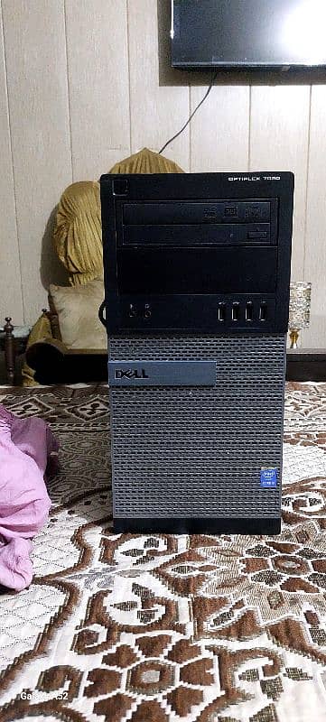 Dell Tower 7020 0