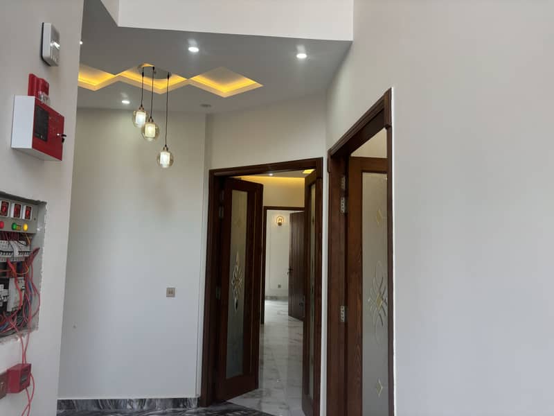 DHA RAHBAR MOST BEAUTIFUL HOUSE ON BEST LOCATION IS AVAILABLE FOR SALE 5