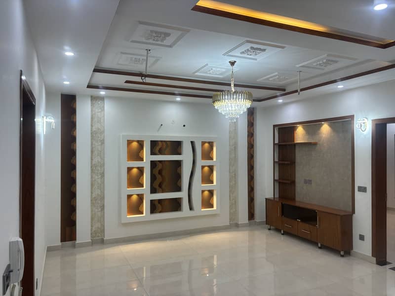 WAPDA TOWN CORNER 10.4 MARLA MODREN STYLE BRAND NEW HOUSE IS AVAILABLE FOR SALE 29