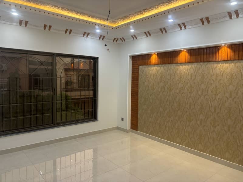 WAPDA TOWN CORNER 10.4 MARLA MODREN STYLE BRAND NEW HOUSE IS AVAILABLE FOR SALE 35