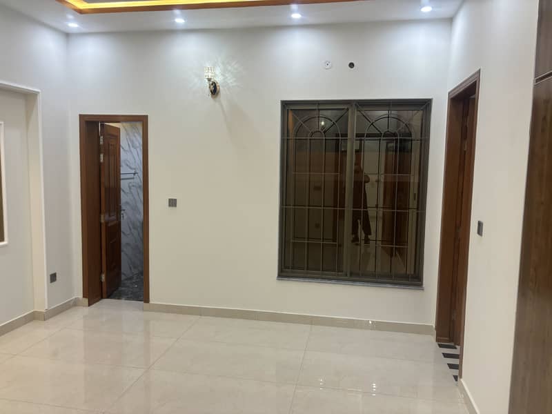 WAPDA TOWN CORNER 10.4 MARLA MODREN STYLE BRAND NEW HOUSE IS AVAILABLE FOR SALE 41