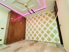 Pvc Wallpaper. Pvc Wall panel. Blinds Wood vinyl Flooring. Ceiling. Grass.