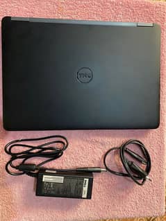 Dell 7270 i5 6th generation 8gb ram 256gb ssd