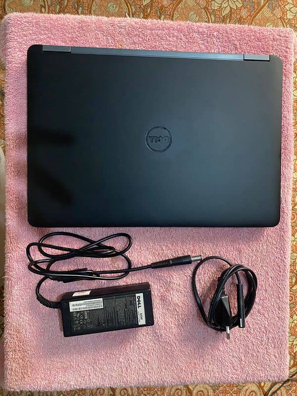 Dell 7270 i5 6th generation 8gb ram 256gb ssd 7