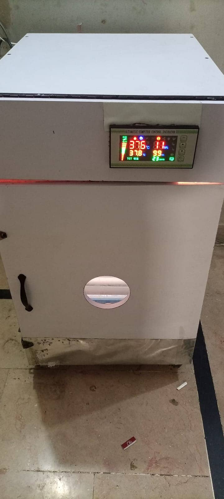 Incubator for sell 0