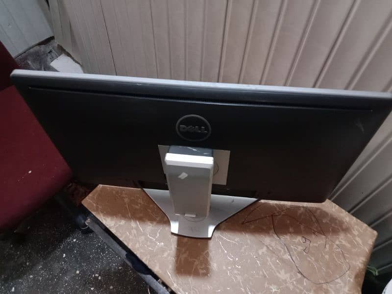 Dell LCD 24 inch 5