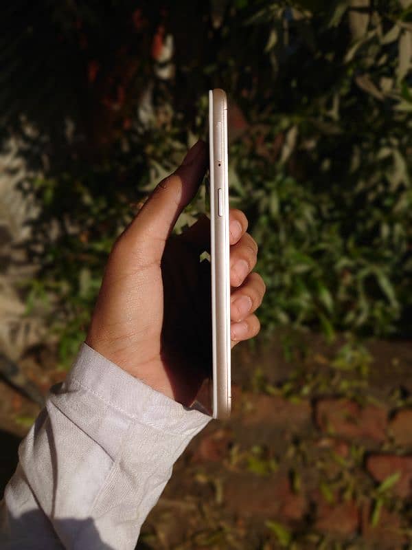 OPPO A57 Old · 4/64 2