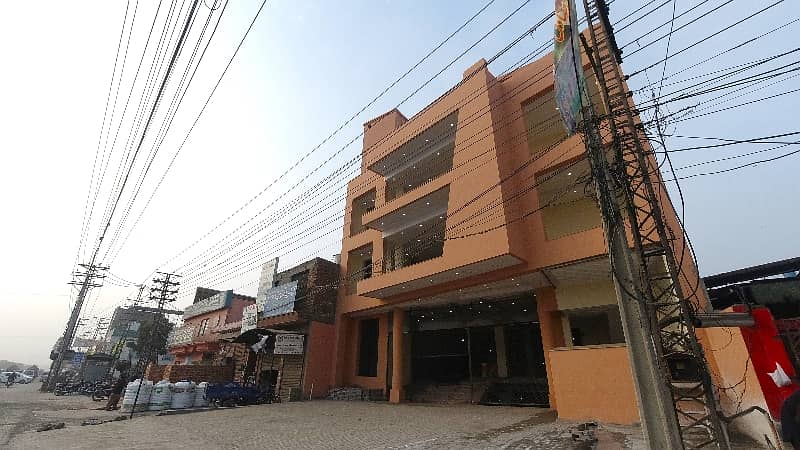 30 Marla commercial building men GT road manava Lahore nearby Bismillah society  Ek basement  3 floor  electrical lift  three face Peter  single phase metre  full complete building 2