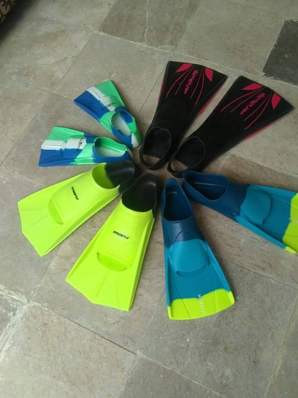 swimming fins sizes available 1 pair (RS 1200) 2