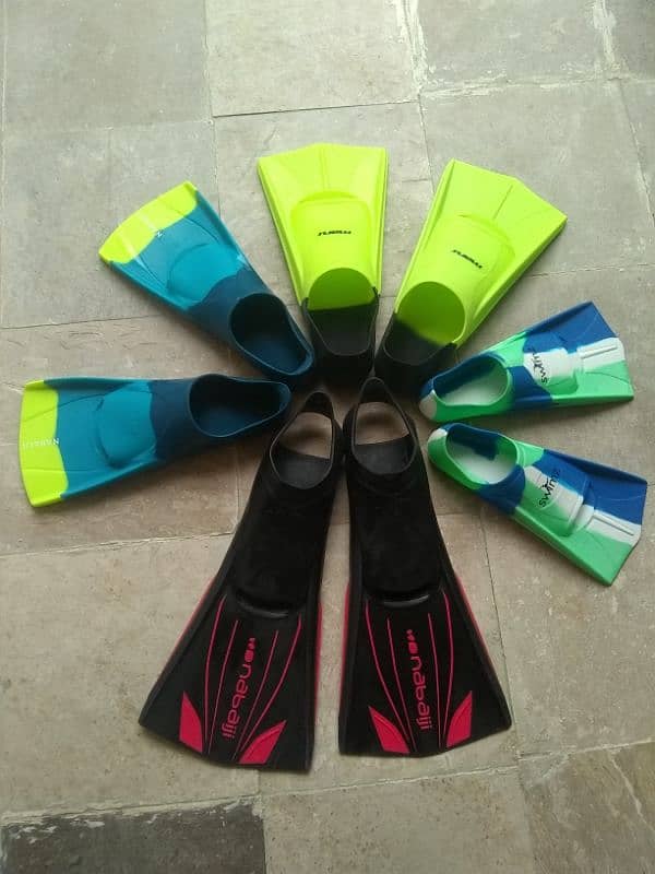 swimming fins sizes available 1 pair (RS 1200) 4