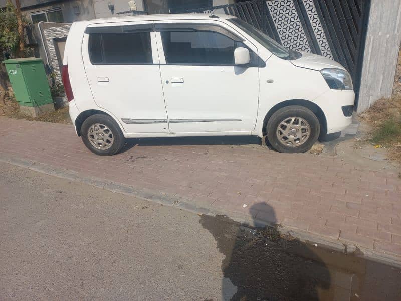 Suzuki Wagon R 2018 totally genuine argent sale 1