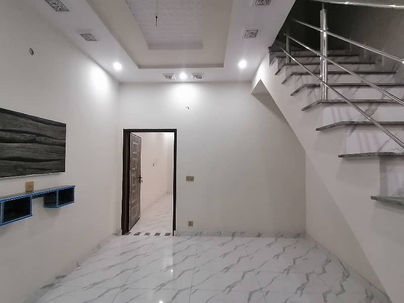 A Well Designed House Is Up For sale In An Ideal Location In Gulshan-e-Ravi 1