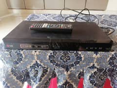 LG BLURAY 3D DVD PLAYER MODEL BP440 FOR SALE