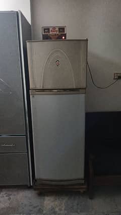 dawlance refrigerator