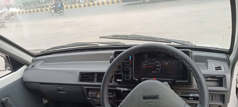 Suzuki Mehran VXR 2017 4