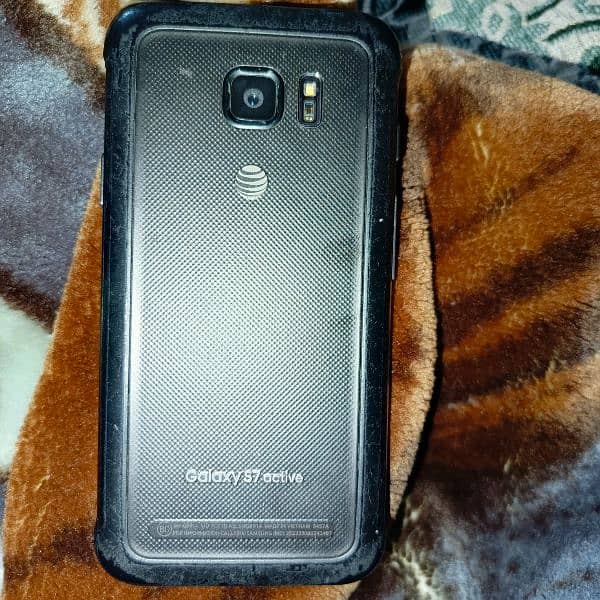 Samsung s7 active 4/32 3