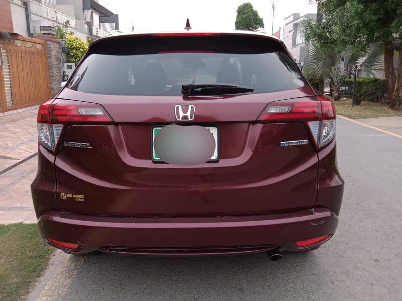 Honda Vezel 2015/19 GENUINE CAR 1