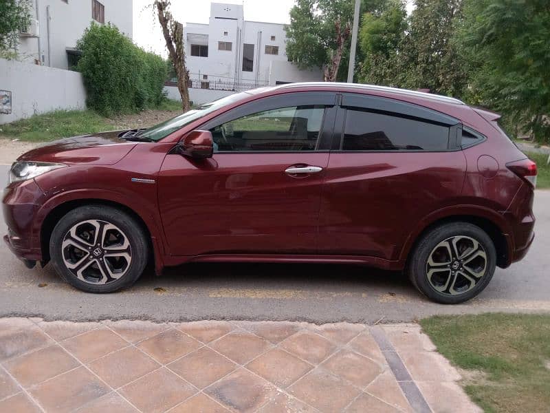 Honda Vezel 2015/19 GENUINE CAR 2