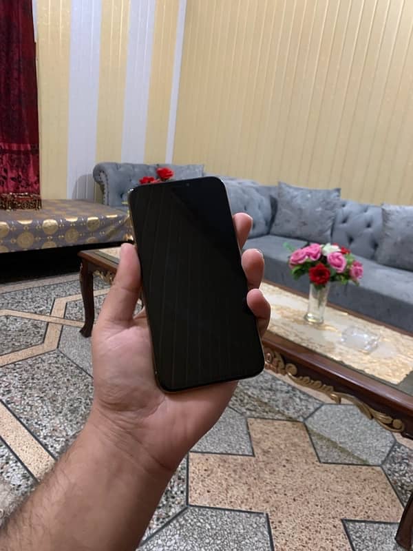 iphone xs 256gb non pta 7