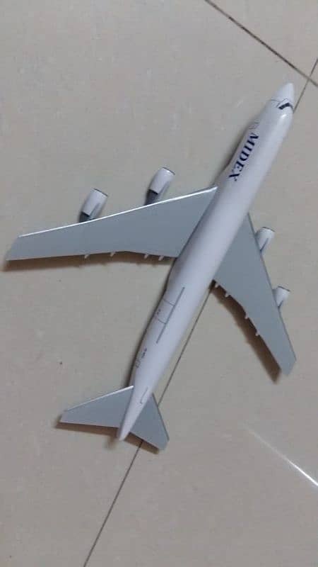 metal aeroplane model toy 0