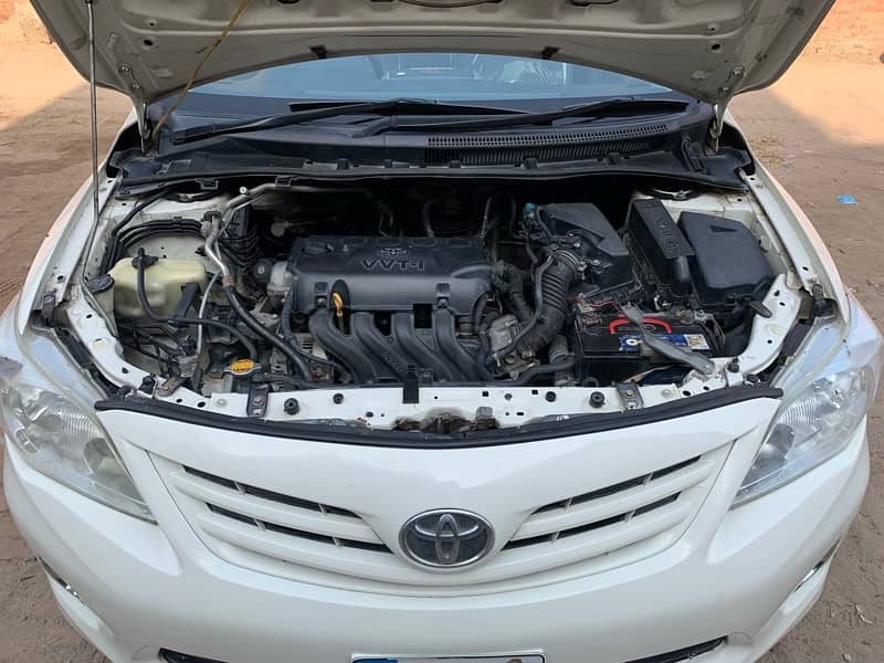 Toyota Corolla XLI 2012 4