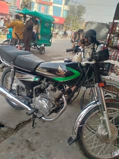 hi Honda 125 black