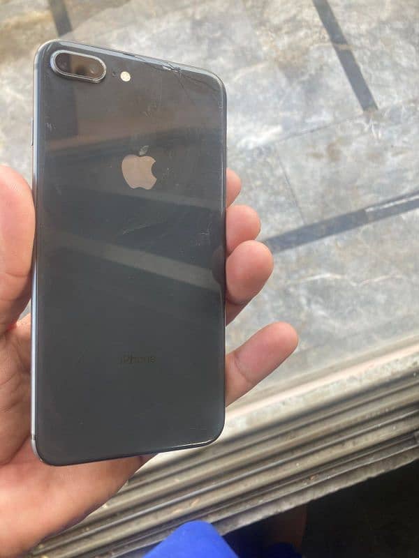 iphone 8 plus non pta 10/10 exchange iphone 11,xs,x,xs max, 6