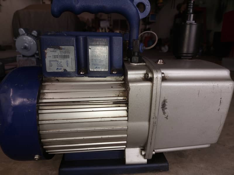 BLUE VAC Vacuum Pump for Sale 0