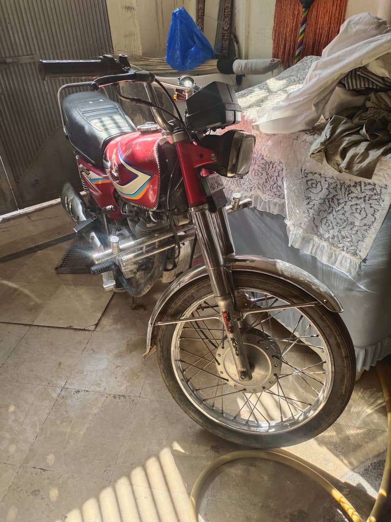 Honda 125 20 registered punjab nmbr 0