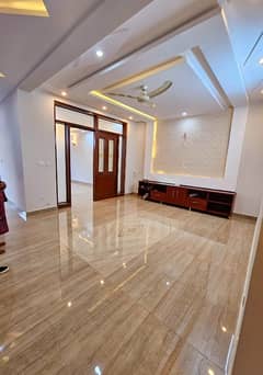 7 Marlas Luxurious Ground floor ORIGINAL PICTURES G-14/4