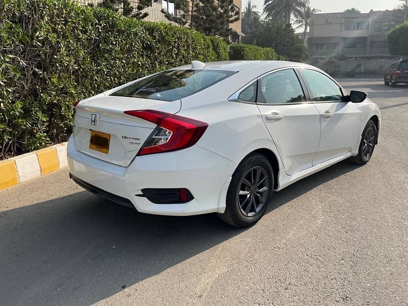 Honda Civic Oriel 2019 6