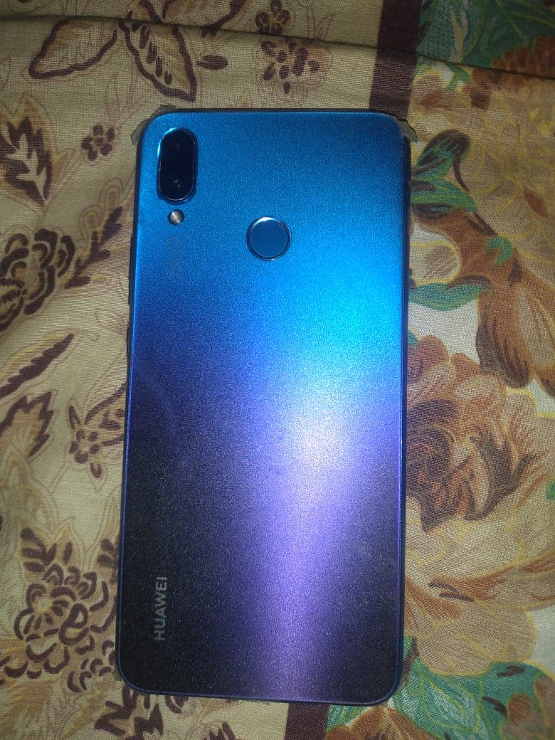 Huwaei Nova i3 in fine condition 0