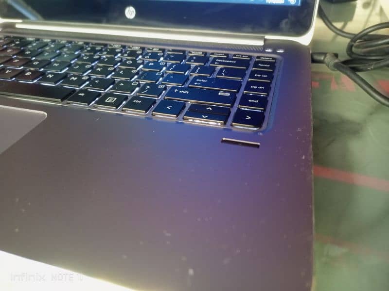 HP i7 7th generation lush condition 8gb ram 256ssd 0