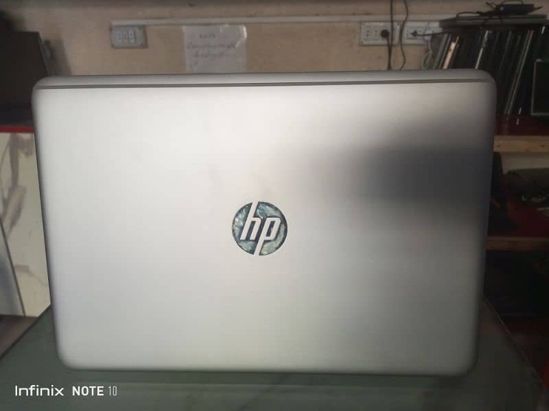 HP i7 7th generation lush condition 8gb ram 256ssd 2