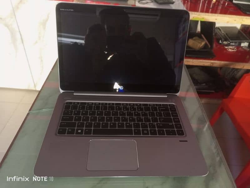 HP i7 7th generation lush condition 8gb ram 256ssd 5