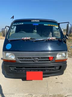 Toyota hiace DX