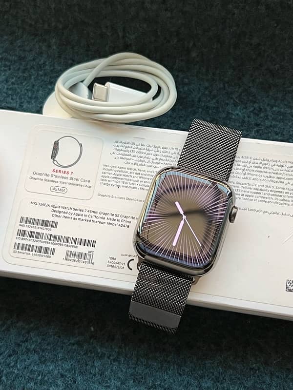 Apple Watch S7 Graphite Stainless Steel Complete Box 0