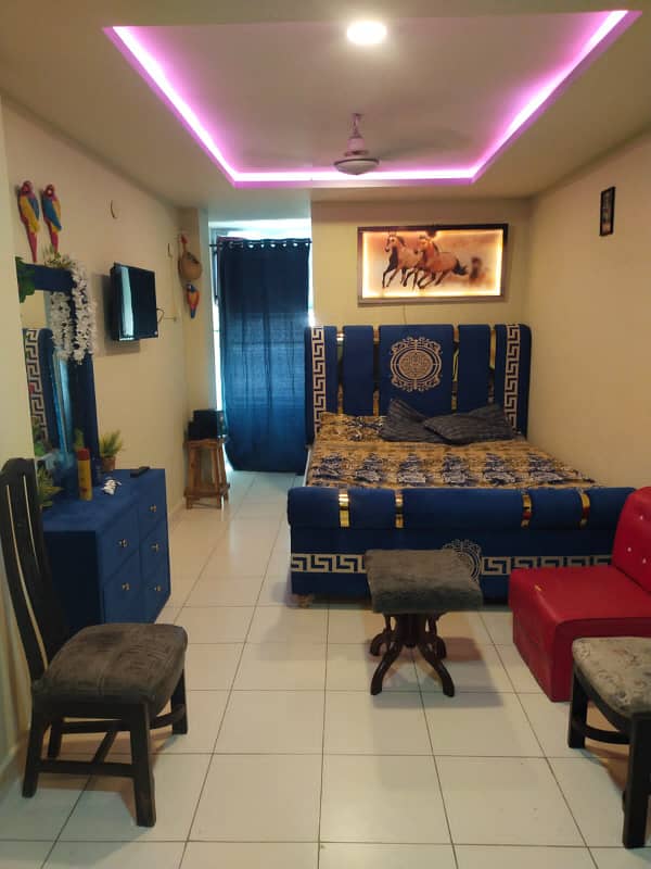 Par day 1bed studio apartment for rent available 2