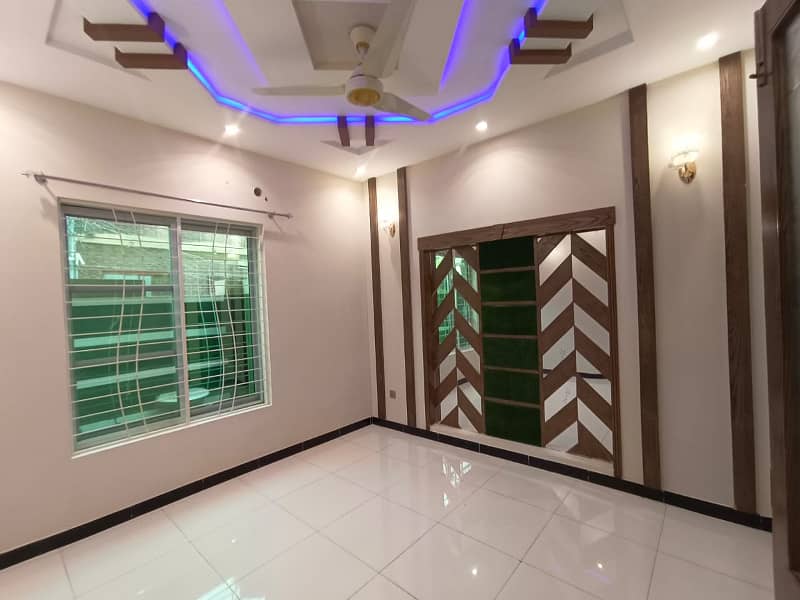 5 Marla Beautiful House For Sale At The Prime Location Of Johar Town 7